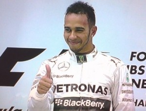 Lewis Hamilton vence em Xangai, no GP da China de Fórmula 1