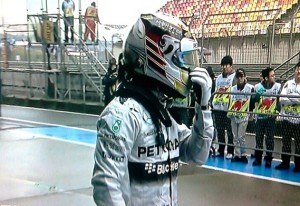 Lewis Hamilton é pole position no GP da China em Xangai