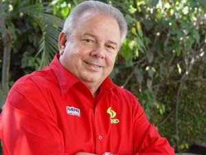 Locutor Luciano do Valle, aos 66 anos, morre de infarto em Uberlândia