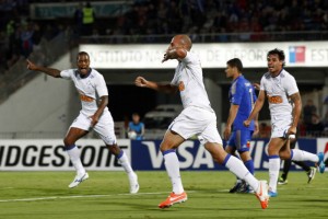 Cruzeiro vence no Chile e segue firme em busca do tri da Libertadores