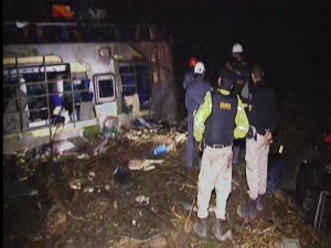 Acidente com ônibus na BR-262 teve 9 mortos e 45 feridos em Luz, MG