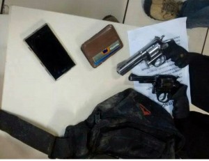 Acusados de cometerem assaltos em estradas trocam tiros com a PM e são presos no Noroeste do Rio