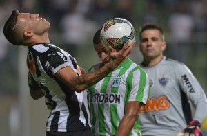 Em casa Atlético-MG é eliminado da Libertadores pelo Atlético Nacional-COL Em casa Atlético-MG é eliminado da Libertadores pelo Atlético Nacional-COL