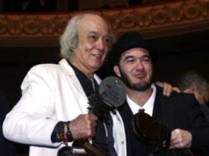 Morto por acidente, filho do cantor e compositor Erasmo Carlos, será enterrado nesta quinta-feira