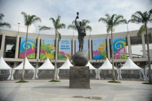 Rotina dos moradores no entorno do Maracanã é alterada com a Copa do Mundo Rotina dos moradores no entorno do Maracanã é alterada com a Copa do Mundo