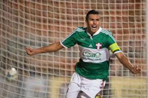 Palmeiras respira ao derrotar o Goiás no Pacaembu