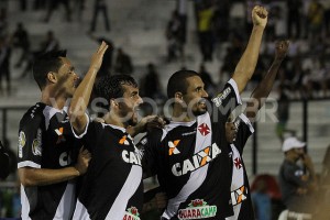 Vasco empata com o Treze-PB e se classifica na Copa do Brasil