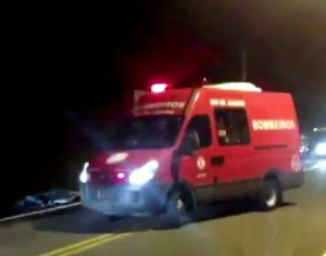 Jovem de 19 anos morre em acidente depois de carro partir ao meio na RJ-130